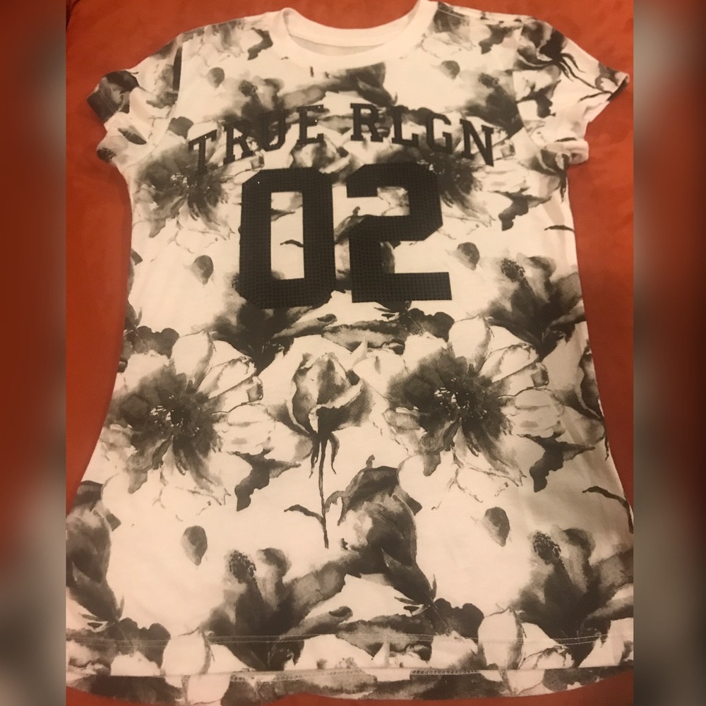 Girls t-shirt