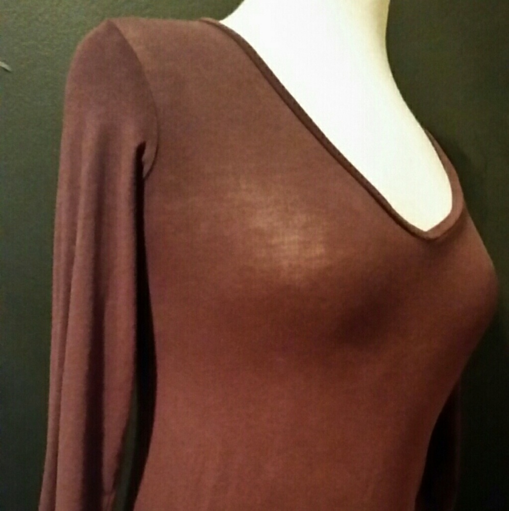 CAbi burgundy v neck Long Sleeve t-shirt