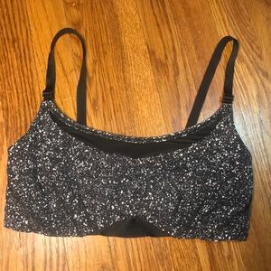 💅Splatter lululemon bra💅