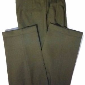 HAGGAR Comfort Equipped Men's Gray Pants 33 X 32
