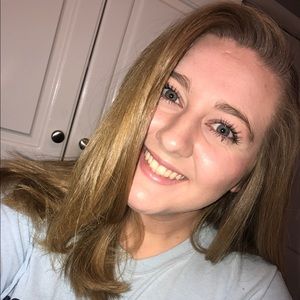 Meet your Posher, Ansley