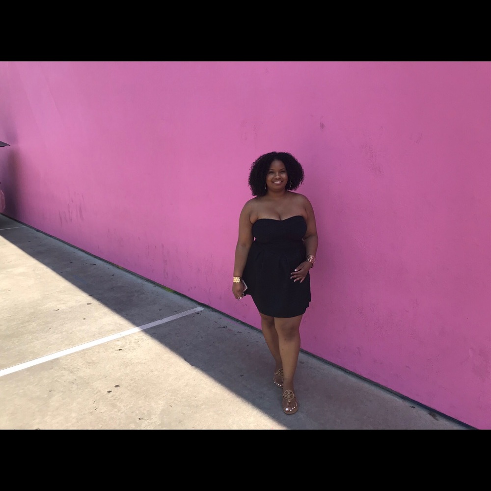 Meet your Posher, Dominique