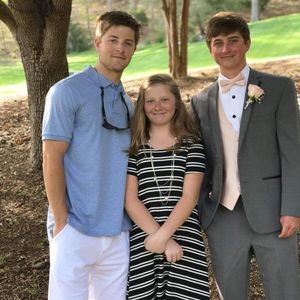 Meet your Posher, Angie