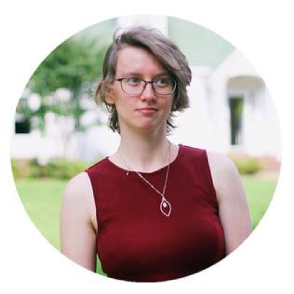 Meet your Posher, Abbey