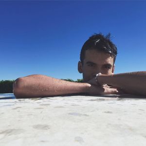 Meet your Posher, Ethan