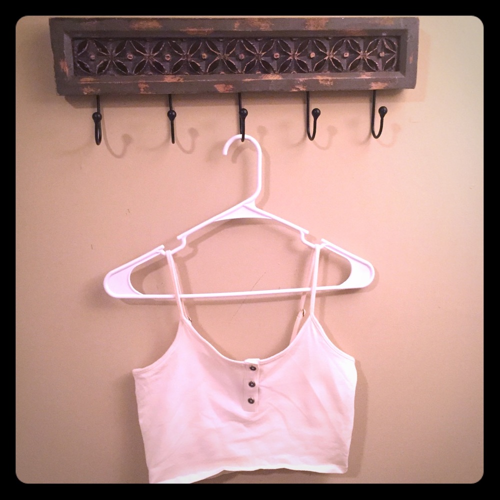 White crop top