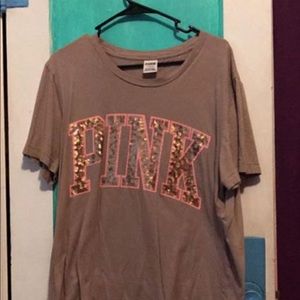 VS shirt large