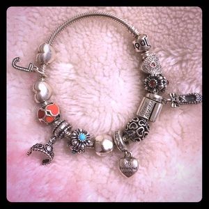 Pandora bracelet w/13 charms