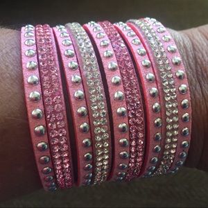 LEATHER & CRYSTAL RHINESTONE BRACELET / WRISTBAND