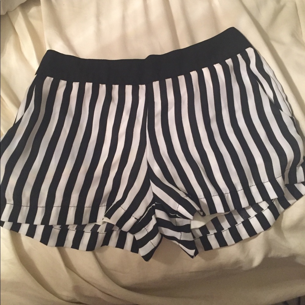 Black and white stripe shorts