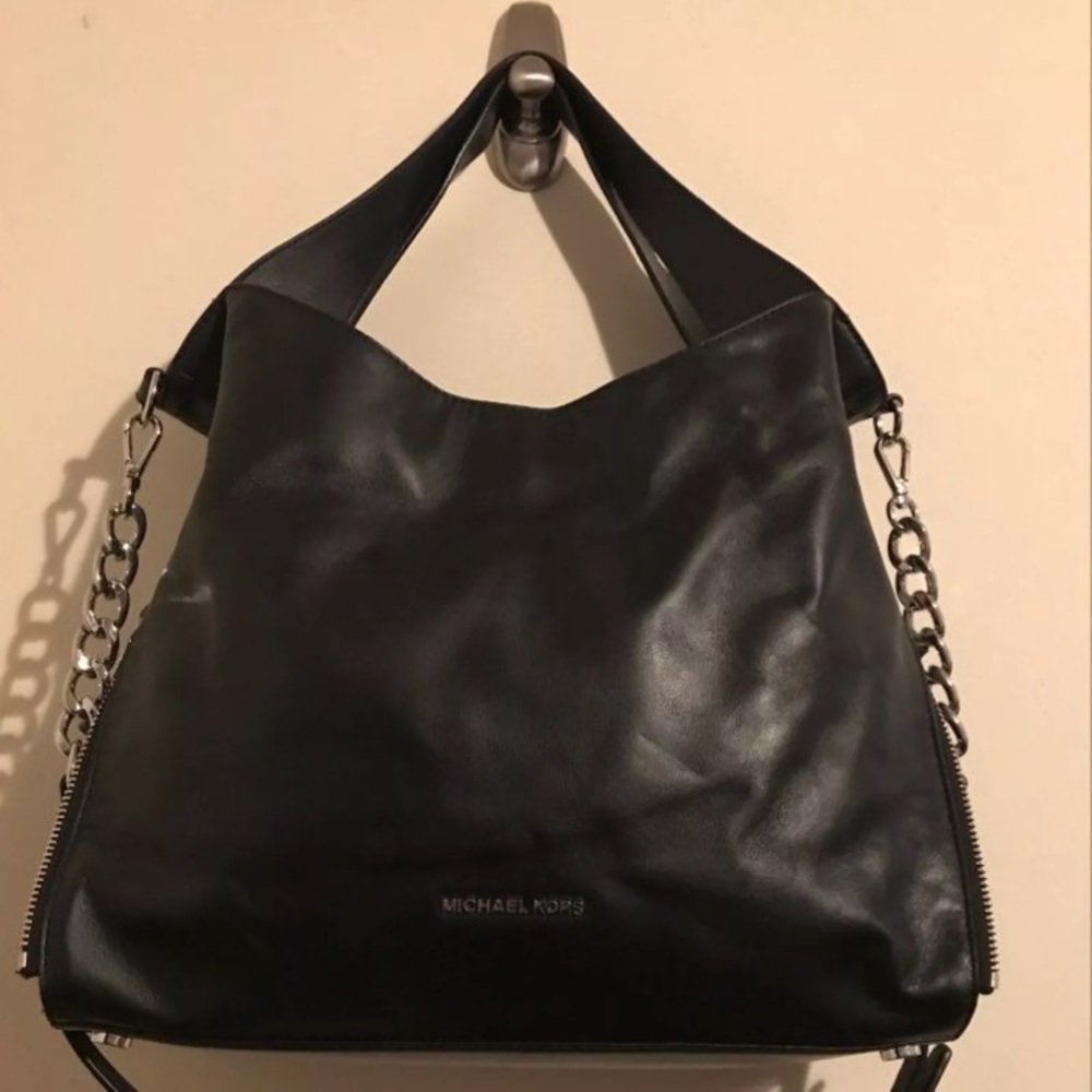 Michael Kors Devon Shoulder Handbag/Tote