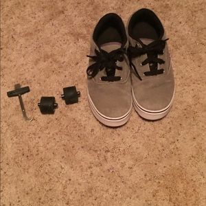 Youth heelys size 6 Youth heelys size 6