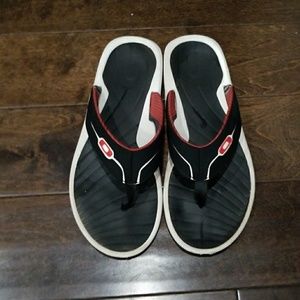 Oakley flip flops