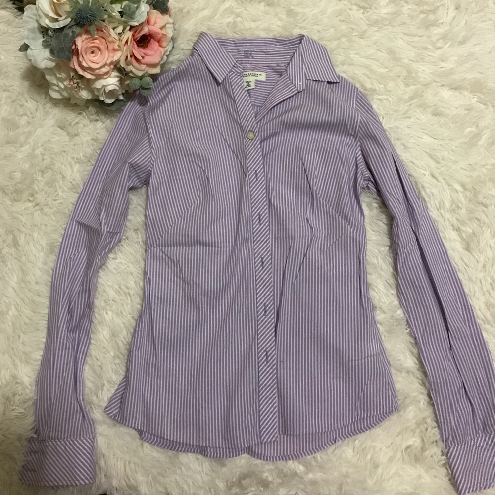Banana Republic Button Down Shirt