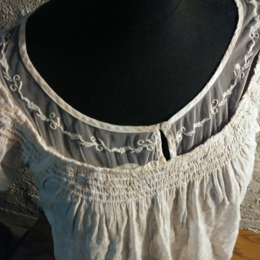 Short sleve shirt