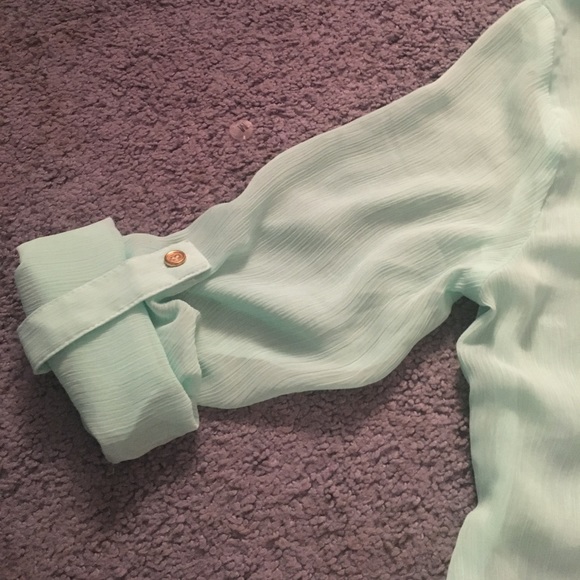 Mint button-down - Picture 5 of 5