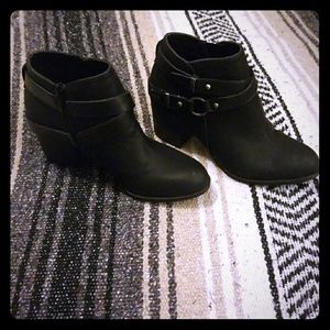 Ankle boots