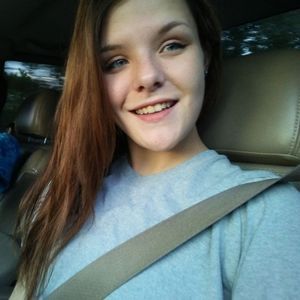 Meet your Posher, Caitlyn