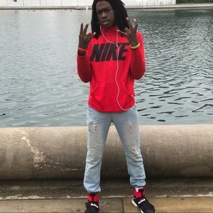 Meet your Posher, Mitchell