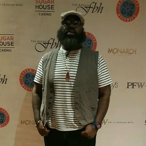 Meet your Posher, Kyle