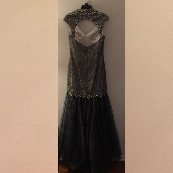 Camille LaVie Navy Lace Prom Dress Size 6 - Picture 2 of 6