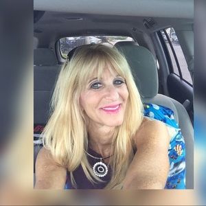 Meet your Posher, Marcie