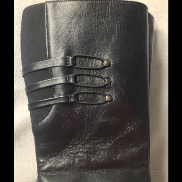 Black leather boots👢 - Picture 3 of 4