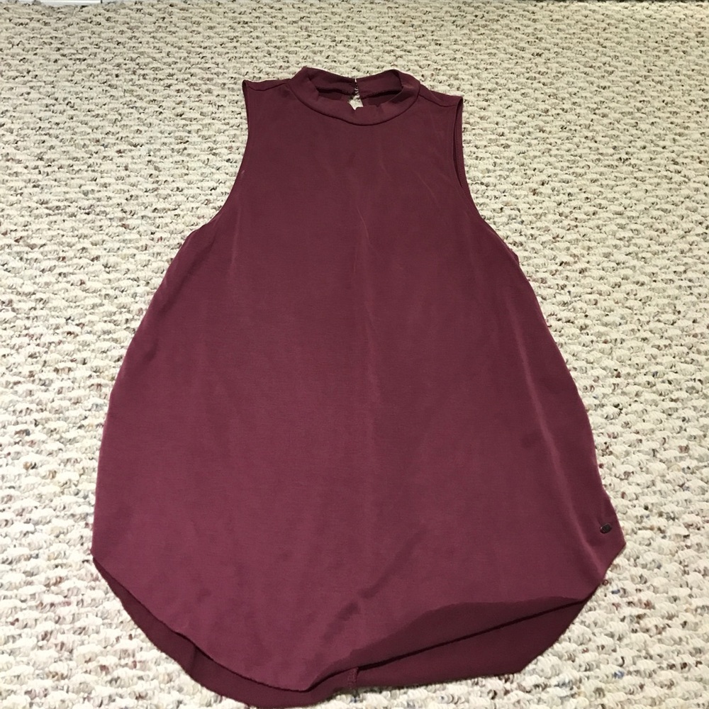Burgundy American Eagle Top