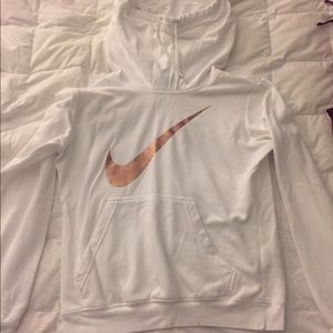Nike funnel hoodie