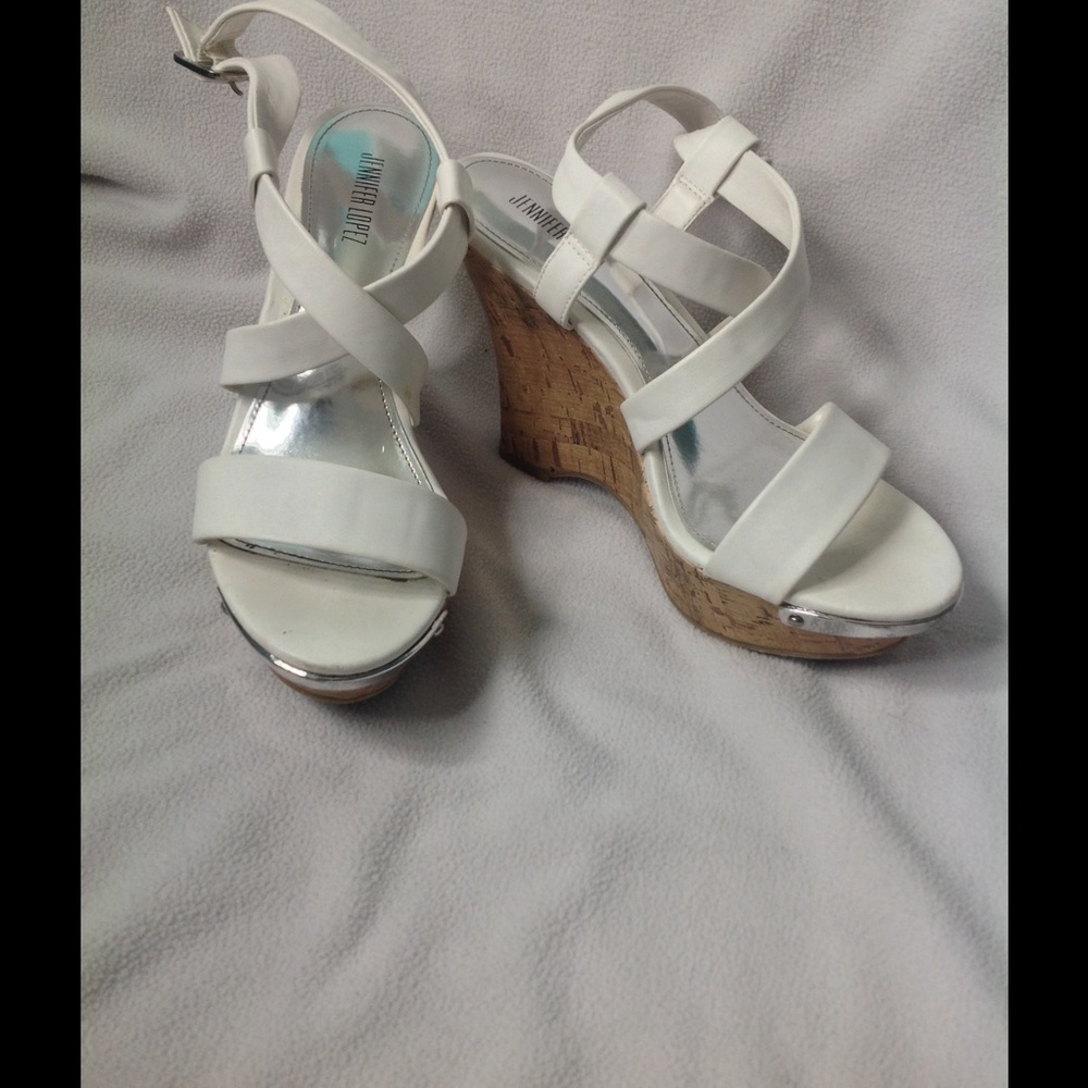 Jenifer Lopez wedges - Picture 1 of 2