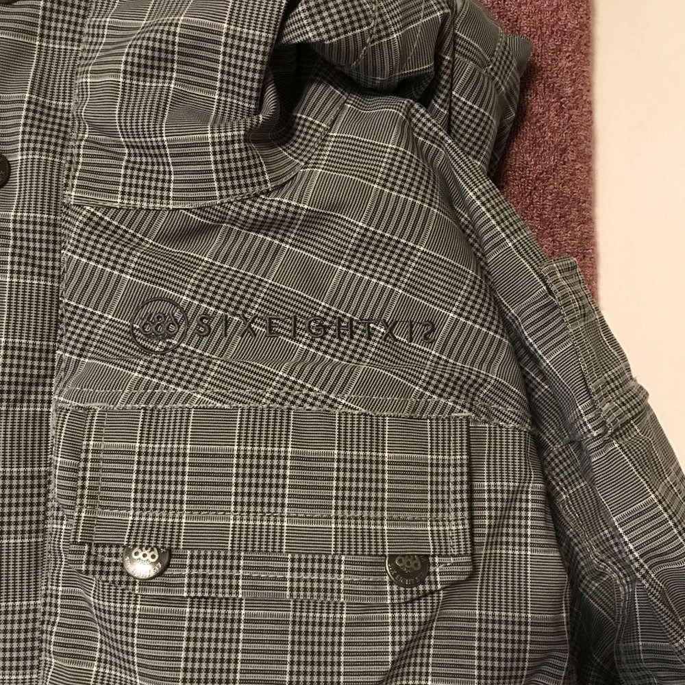 Snowboarding jacket - Picture 2 of 3