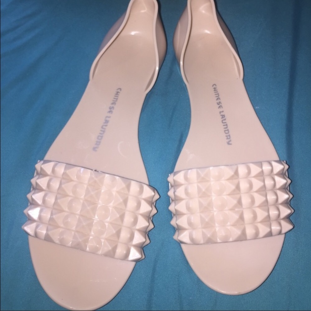 Chinese Laundry Sandals