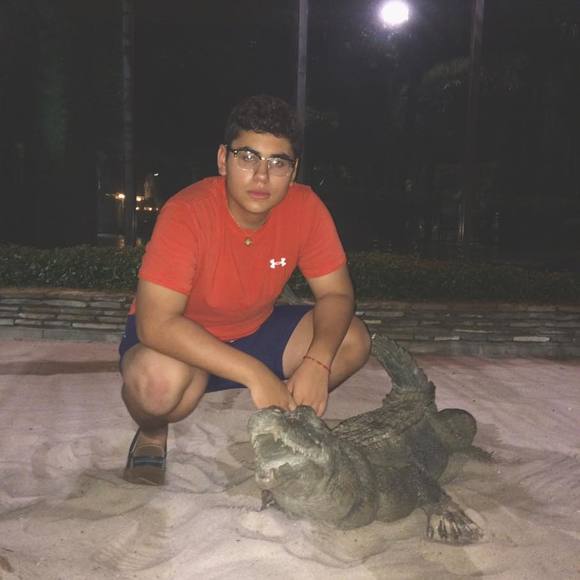 Meet your Posher, Jorge - Picture 1 of 1