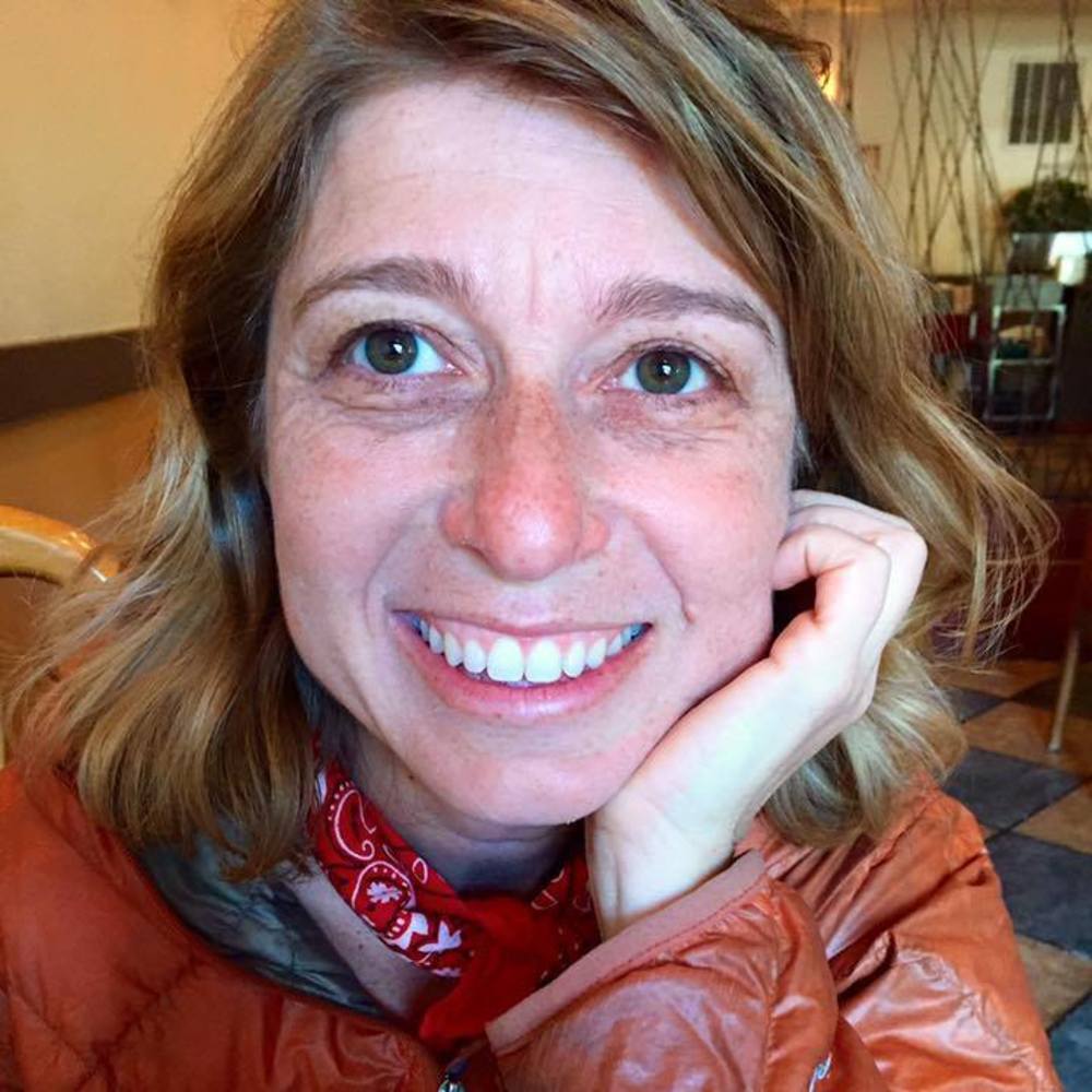 Meet your Posher, Larisa