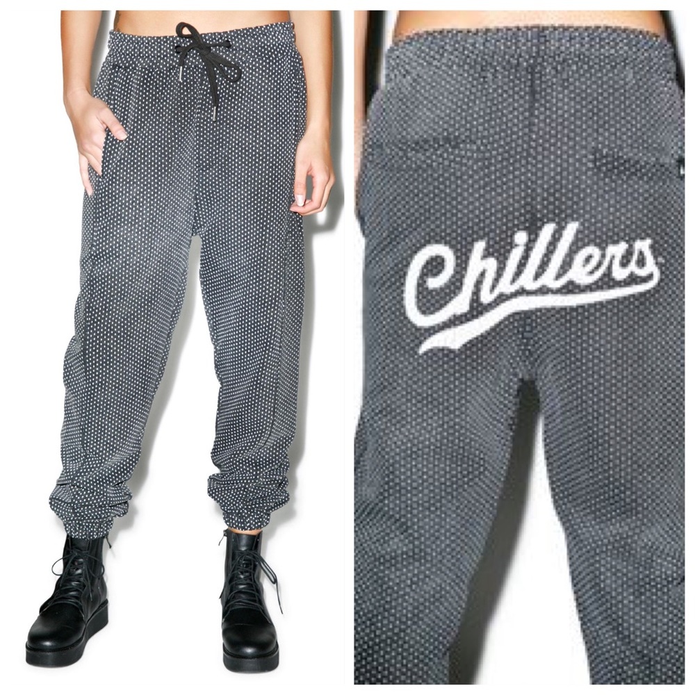 🆕VANGUARD CHILLERS TRACKIES