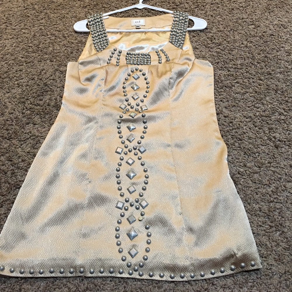 Beautiful tunic kurta sleeveless small embellished