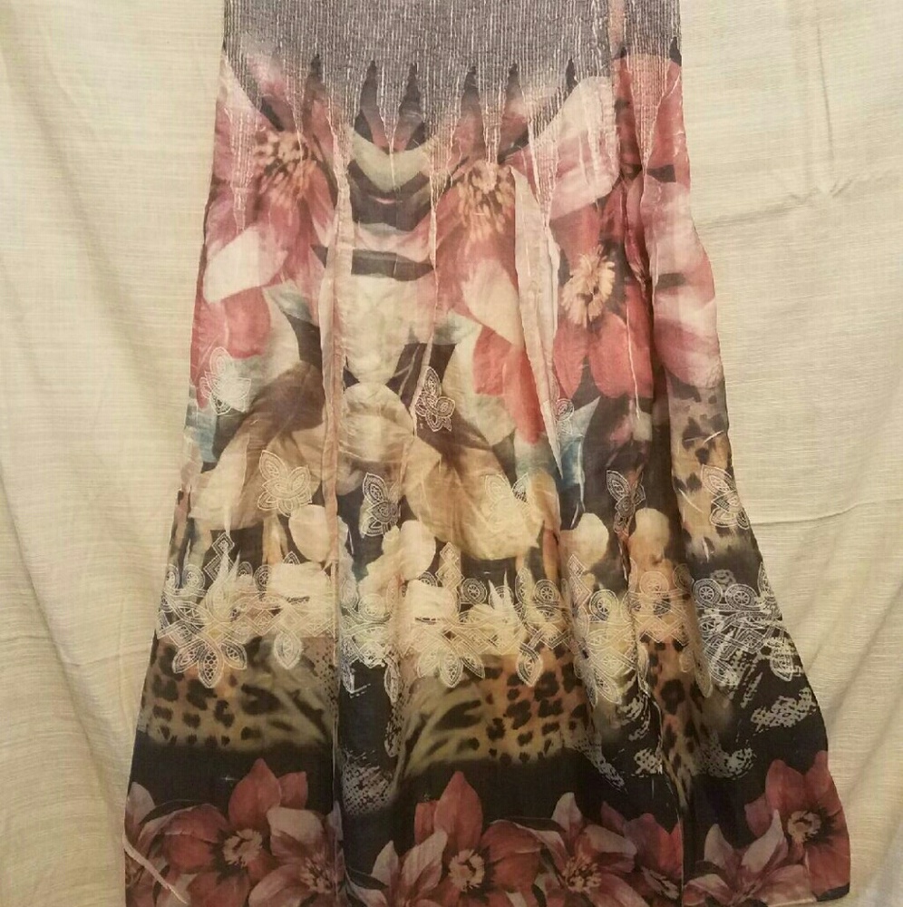Dress/skirt