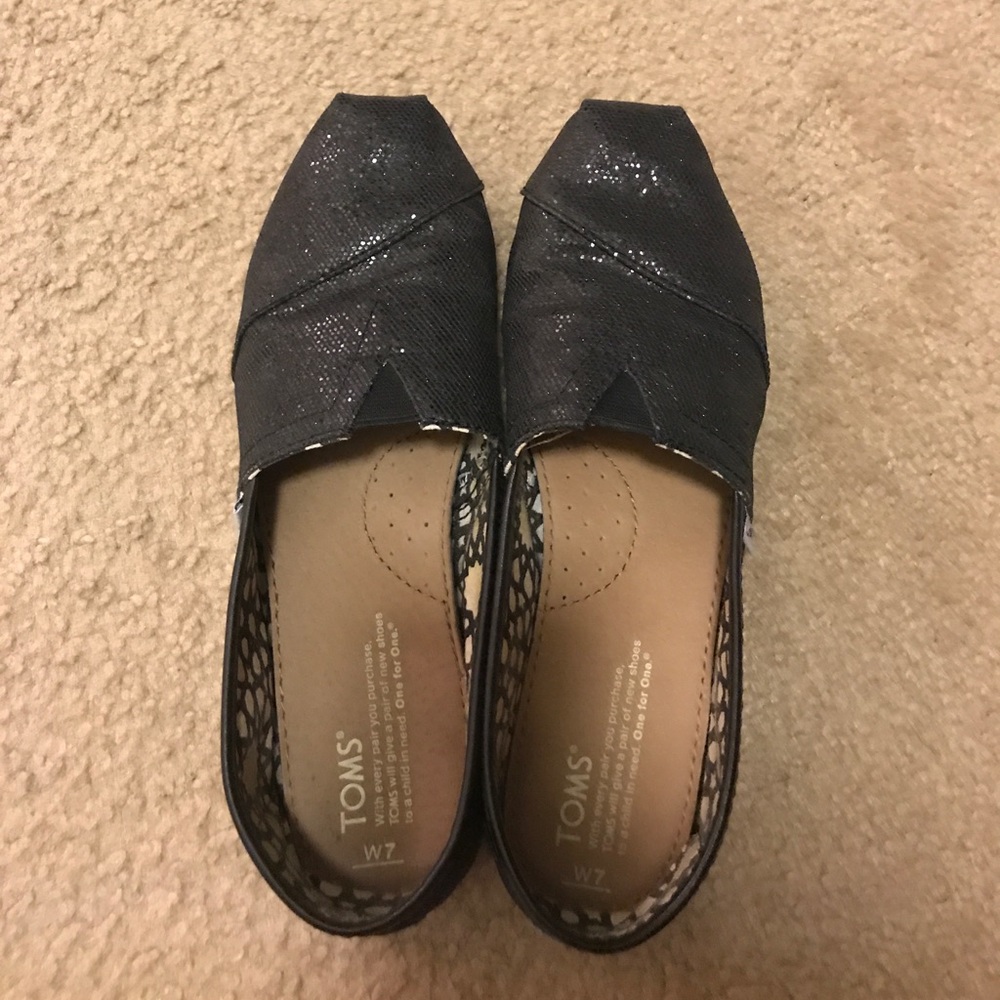 Black sparkle flats