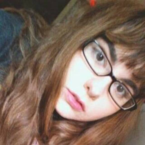 Meet your Posher, Natasha - Picture 1 of 1