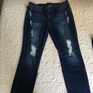 Rock & Republic Distressed, Skinny Jean- NWOT