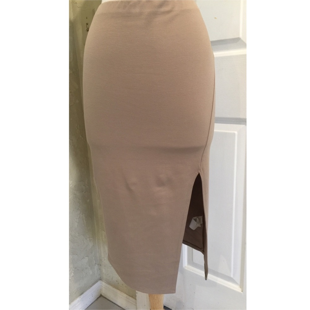 Classy pencil skirt