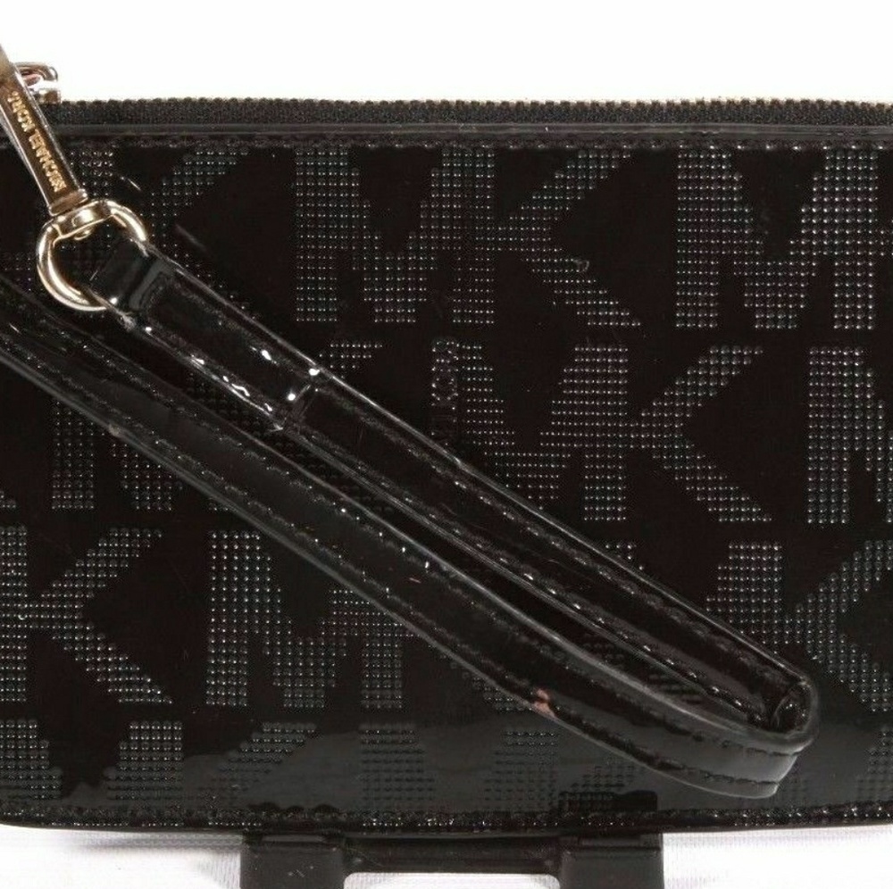 Michael Kors MK Clutch/Wristlet Black MK Logo