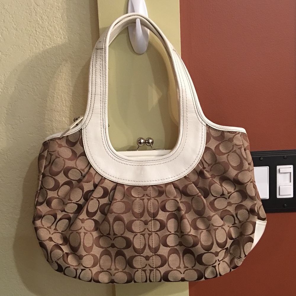 COACH AUTHENTIC MONOGRAMMED NWT