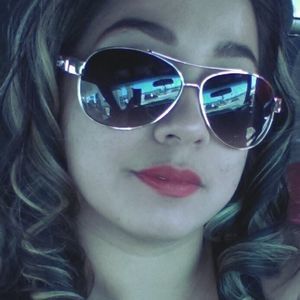 Meet your Posher, Alecia