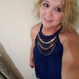 Meet your Posher, Pamela