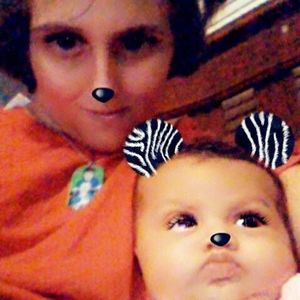 Meet your Posher, Crystal