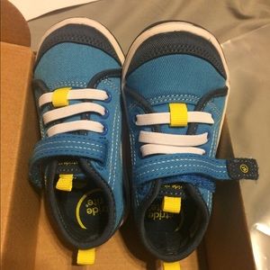 NIB Stride Rite Dakota Shoes