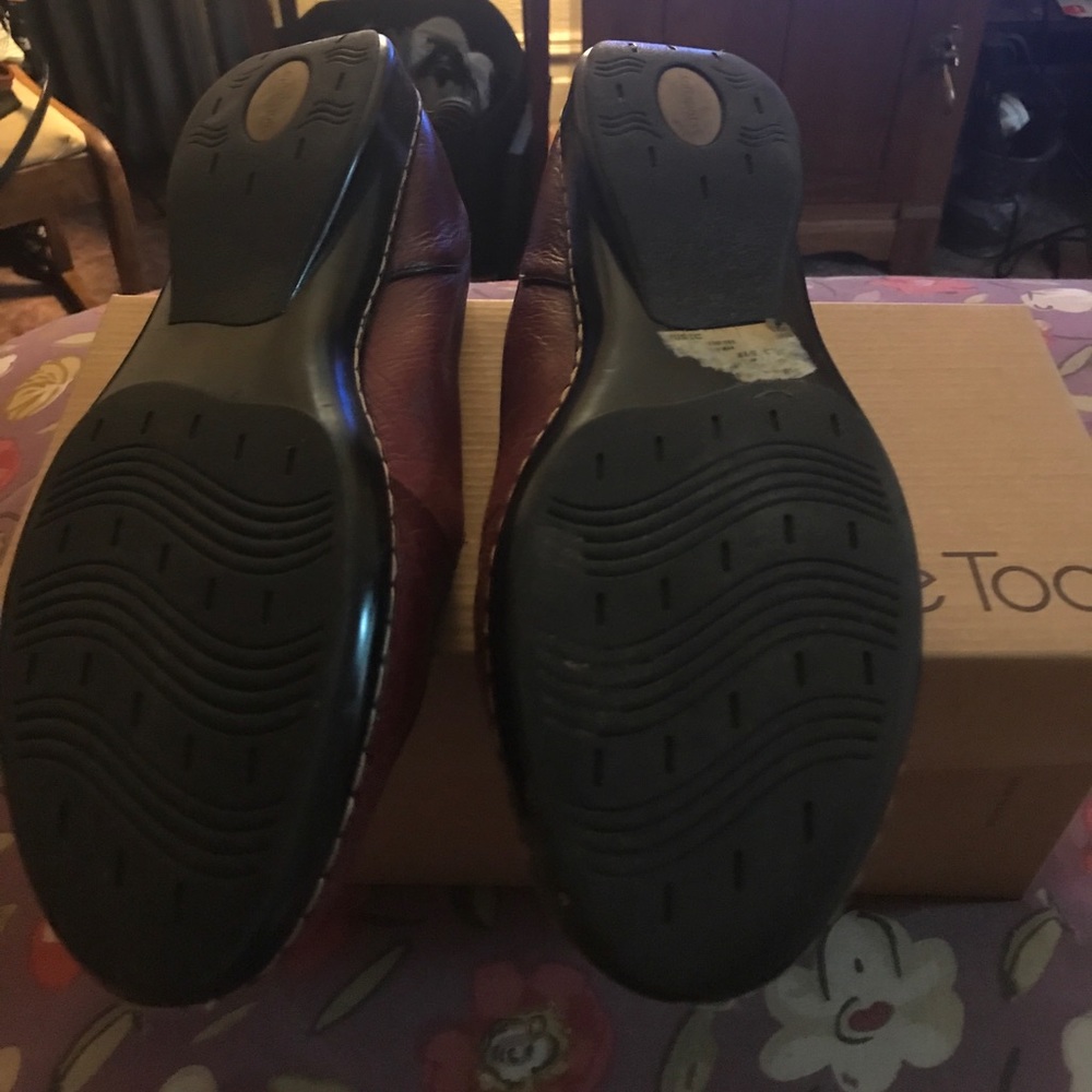 Shoes - Picture 3 of 3
