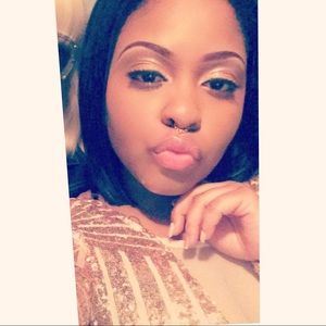 Meet your Posher, Tiffany