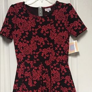 2 Hours Sale!!🦄🎉Small LuLaRoe Amelia Unicorn 🦄